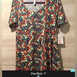 NWT LuLaRoe Perfect Tee S
